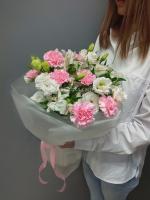 Нежный бело-розовый букет