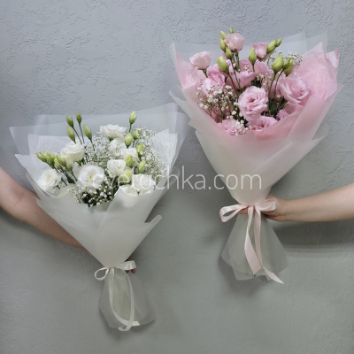 Букет из эустомы и гипсофилы