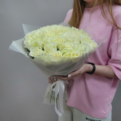 Букет из 51 белой мини розы