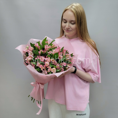 Акция! 15 розовых альстромерий