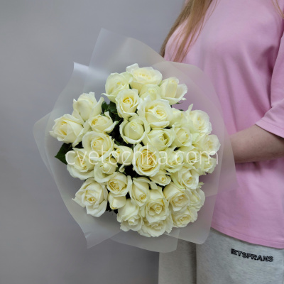 Букет из 35 белых мини роз